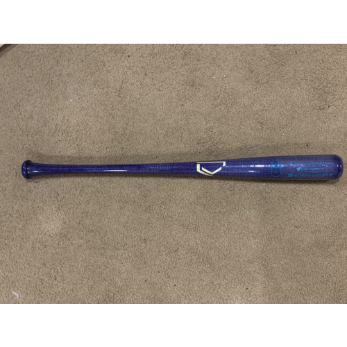 LV MLB The Show Streamer Diamond Dynasty Trophy Bats - Customer's Product with price 79.99 ID QMNlXSvqTmRHnC109V9pISg2